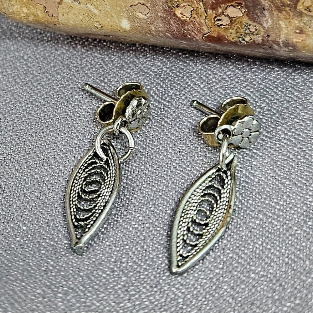 Silver Tone Marque shape, Swirled Earrings, flower post, Vintage (90s) - 1"
